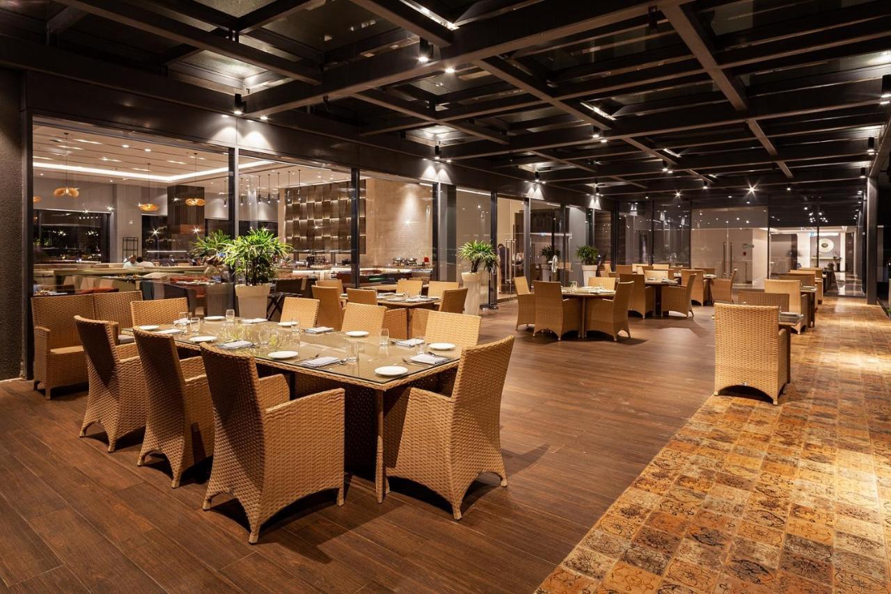 Vivanta Bhubaneswar Dn Square Eksteriør billede