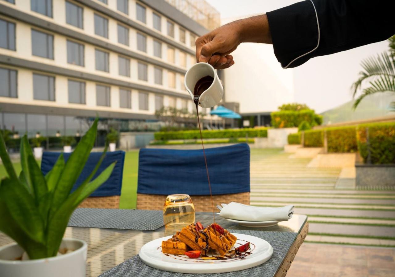 Vivanta Bhubaneswar Dn Square Eksteriør billede